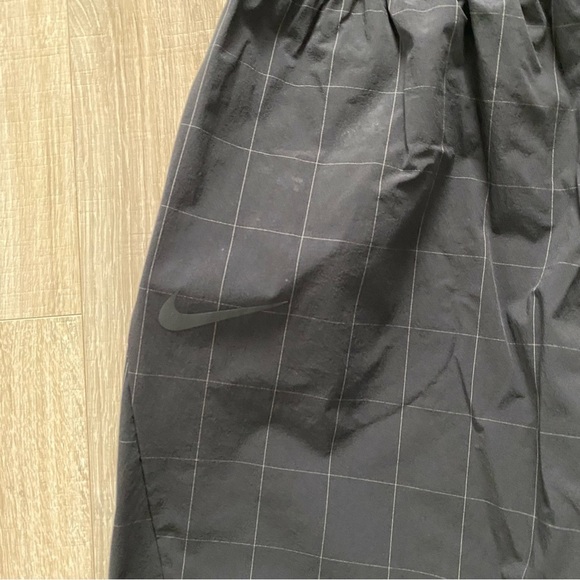 Nike Tech Pack Woven Shorts Sz L BV4458-010 - Picture 13 of 13